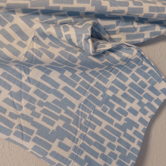 Chico's Touch of Cool Brick Geometric Ballet Elbow Tee.  Soft Blue. - Picture 3 of 7